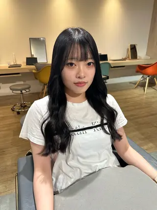 ロング カラー 美髪・シールエクステ ホソタニリョウコのヘアスタイル