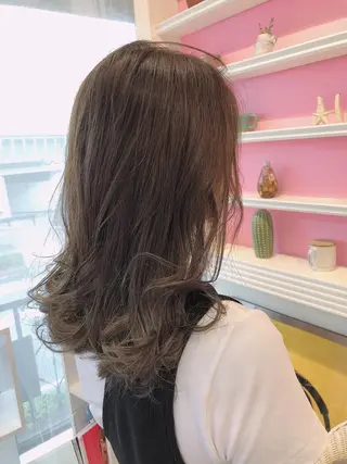 セミロング カラー 浦山 和之のヘアスタイル