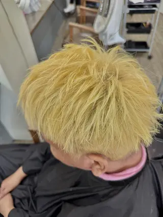 ショート カラー パーマ メンズ WEST O LAND所属・若尾 貴斗のヘアスタイル