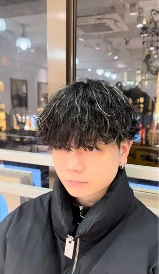 メンズ SALOWIN渋谷caldo店B1所属・岐津公太 メンズ縮毛矯正のプロのヘアスタイル