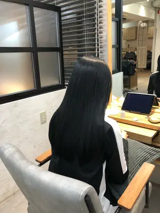 ロング Clan  博多店所属・Clan Tsuyoshiのヘアスタイル