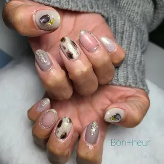 ネイル 宮口 紗子のネイルデザイン