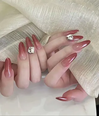 ネイル RAFFINE 月🦋🩵のネイルデザイン