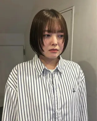 ショート hen所属・心斎橋/レイヤー/ ブリーチ/モエのヘアスタイル