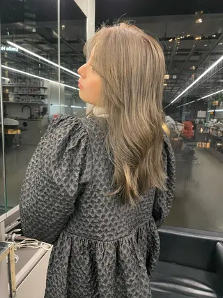 セミロング カラー 似合わせ特化/レイヤ ーカット/mikuのヘアスタイル