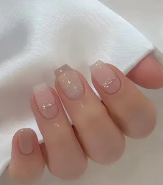 ネイル 高木 維麗絲のネイルデザイン