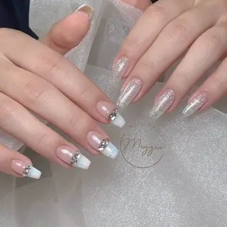 ネイル Maggie Nail🦩のネイルデザイン