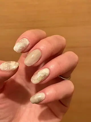 ミディアム ネイル RIONnail(リオンネイル)所属・RIONnail Yurikaのネイルデザイン