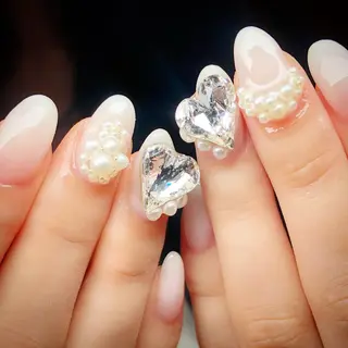 ネイル maggienail所属・Maggie Nagisaのネイルデザイン