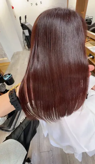 ロング カラー Charmant【シェルマン】所属・〘Charmant〙 レイのヘアスタイル