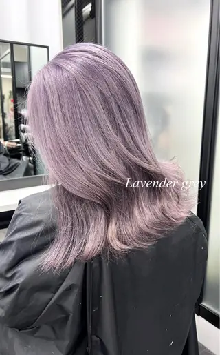 ミディアム カラー シールエクステ特化 ハイトーン、NANAのヘアスタイル