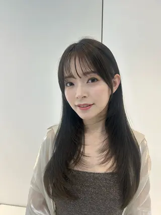 セミロング 🎀大竹美侑／顔まわ りカット／レイヤーのヘアスタイル