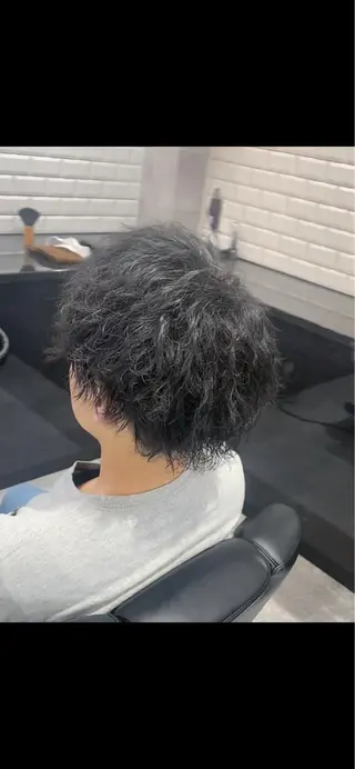 ミディアム パーマ メンズ 前田賢生 ご新規様はNGのヘアスタイル