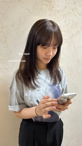 ミディアム v-lab studio所属・韓国レイヤーカット/ 艶カラー/ noaのヘアスタイル