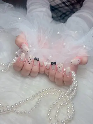 ネイル CHARIS yunaのネイルデザイン