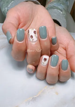 ネイル 市川 麻衣子のネイルデザイン