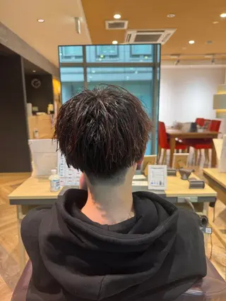 ショート メンズ メンズ特化/ センターパート/八谷のヘアスタイル