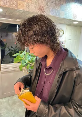 パーマ メンズ 荒牧 絵美のヘアスタイル