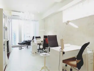 Frances Babaのネイルデザイン