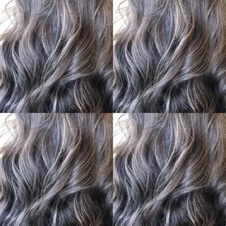 ロング カラー Hanna by W_SALONのヘアスタイル