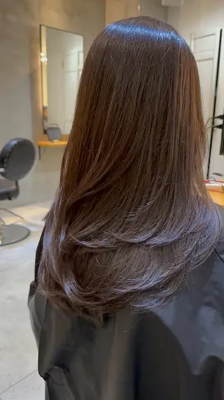 セミロング 美髪矯正💎副店長 💎ミツキのヘアスタイル