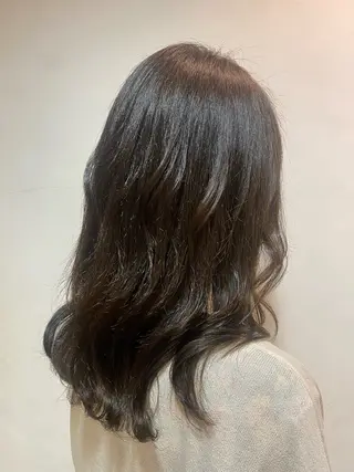 ミディアム カラー emerge池袋東口 NANAのヘアスタイル