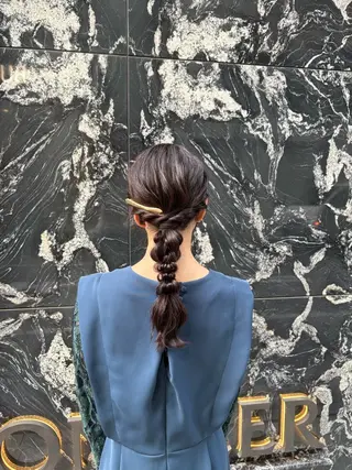 ロング ヘアアレンジ 韓国ヘア/レイヤー/ 顔まわり足立遥奈のヘアスタイル