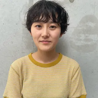 ショート パーマ ホリケ アオイのヘアスタイル