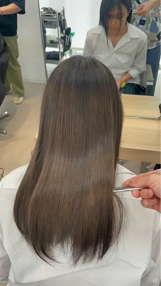 ロング ✨髪質改善✨美髪 矯正🫧小泉のヘアスタイル