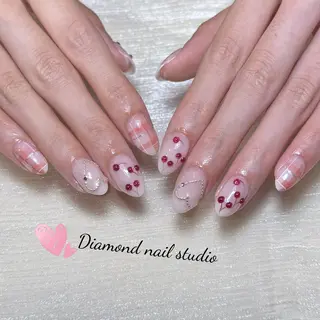 ネイル Momo 🍓のネイルデザイン