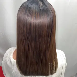セミロング 髪質改善/縮毛矯正 /ブリーチ矯正/岡部のヘアスタイル
