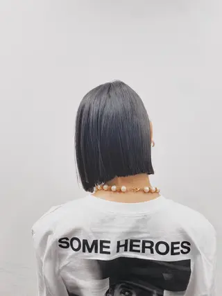 ショート カラー Living所属・ヨシモトリョウ 髪質改善/美髪のヘアスタイル