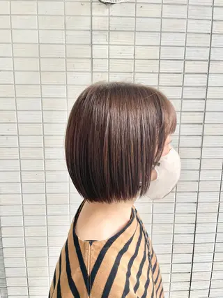 ショート 立川・くびれミディ 旬なデザインカラーのヘアスタイル
