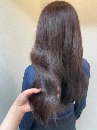 カラー PUUR所属・🍒鈴木 エミリ🍒のヘアスタイル