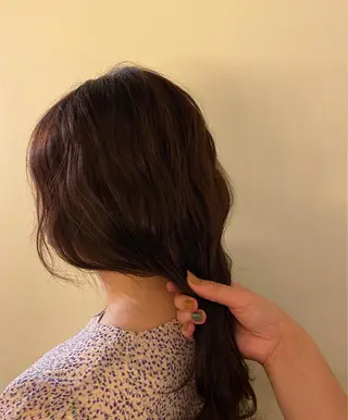 セミロング カラー 長谷川 華奈子のヘアスタイル