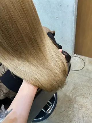 セミロング youres hair 髪質改善トリートメント&ヘッドスパ 恵比寿本店【ユアーズ ヘア】所属・✨美髪エステ✨ 佐々木みなみのヘアスタイル