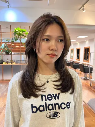 セミロング カラー 若林 良のヘアスタイル