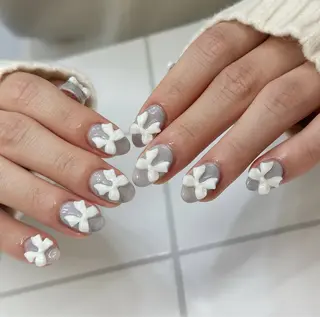 ネイル Elegancia. Hiromiのネイルデザイン