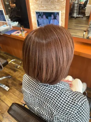 カラー ハイライト錦糸町所属・Rie 白髪ぼかしのヘアスタイル