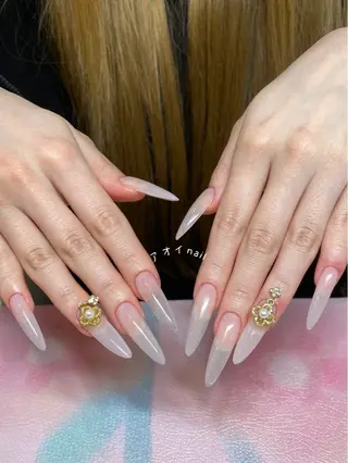 ネイル LEDアイラッシュ ∩_∩アオイのマツエク・マツパデザイン