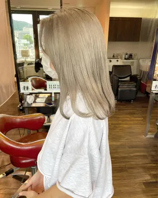 ミディアム カラー ヘアアレンジ 徳永 実沙のヘアスタイル