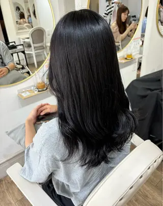 ロング カラー Risa🐈⬛/ グレージュ/透明感のヘアスタイル