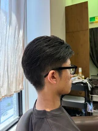 ショート メンズ 溝口 槙里也のヘアスタイル