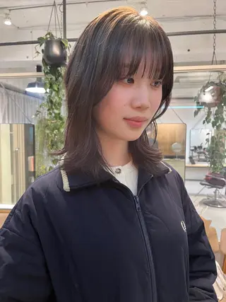 ミディアム カラー スッと馴染むhair /ヨシダトモキのヘアスタイル