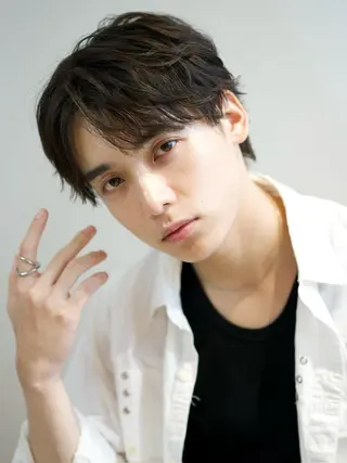 ミディアム パーマ メンズ 新宿スペインカール ヨモギダのヘアスタイル