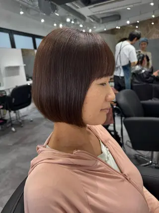 ショート 🫧髪質改善• 艶カラー持田樹🫧のヘアスタイル