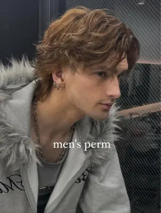 ショート カラー パーマ メンズ キッズ 🧸岩本晴佳/ フェザーパーマのヘアスタイル