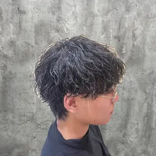 ショート パーマ メンズ カルマ・ニュアンス パーマ　須田龍世のヘアスタイル