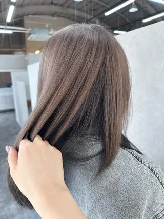 カラー 竹貫 奈月のヘアスタイル
