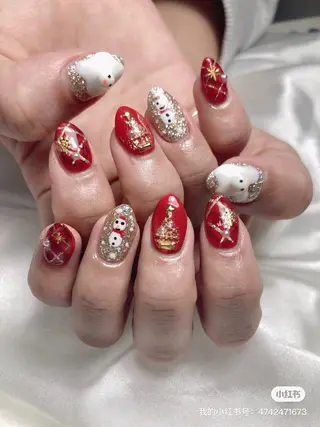 ネイル U·Mi nail salon所属・U·MI 長さ出し専門店のネイルデザイン